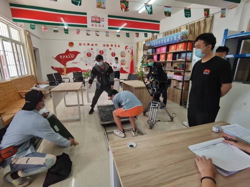 新罗区广告片拍摄公司：极简主义践行者，少即是多的视觉哲学